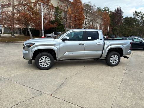 New 2026 Toyota Tacoma SR5 image 2