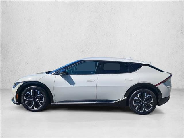 Used 2022 Kia EV6 Wind w/ Wind Technology Package AWD/4WD image 9
