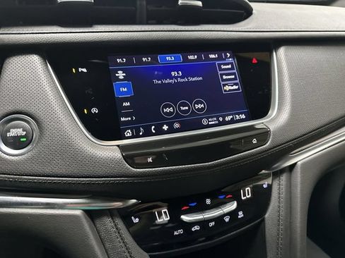 Certified 2023 Cadillac XT5 Luxury FWD image 11