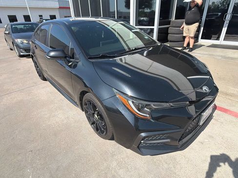 Used 2020 Toyota Corolla SE FWD image 4