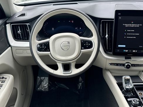 New 2026 Volvo XC60 B5 Ultra AWD/4WD image 16