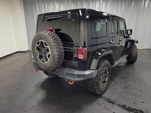 Used 2016 Jeep Wrangler Unlimited Rubicon image 9