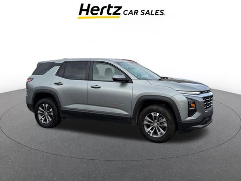 Used 2025 Chevrolet Equinox LT image 1