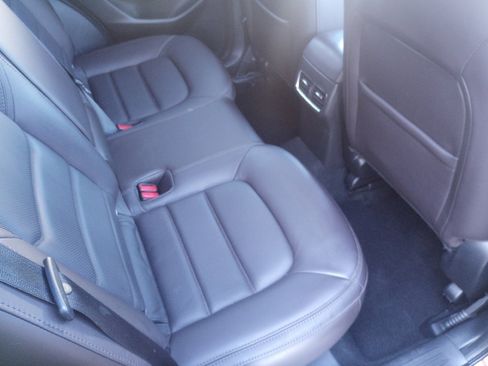 Used 2023 MAZDA CX-5 Signature image 29