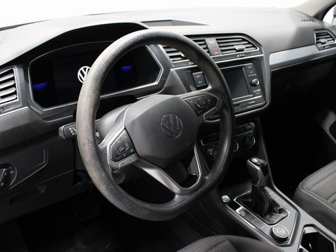Used 2022 Volkswagen Tiguan S image 25