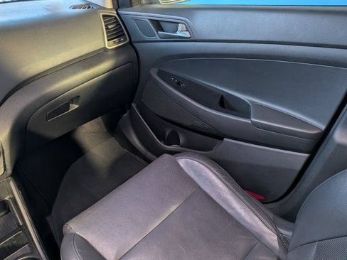 Used 2018 Hyundai Tucson Limited w/ Ultimate Package 02 FWD image 15