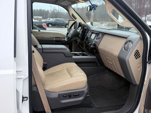 Used 2012 Ford F250 Lariat w/ Lariat Ultimate Pkg image 18