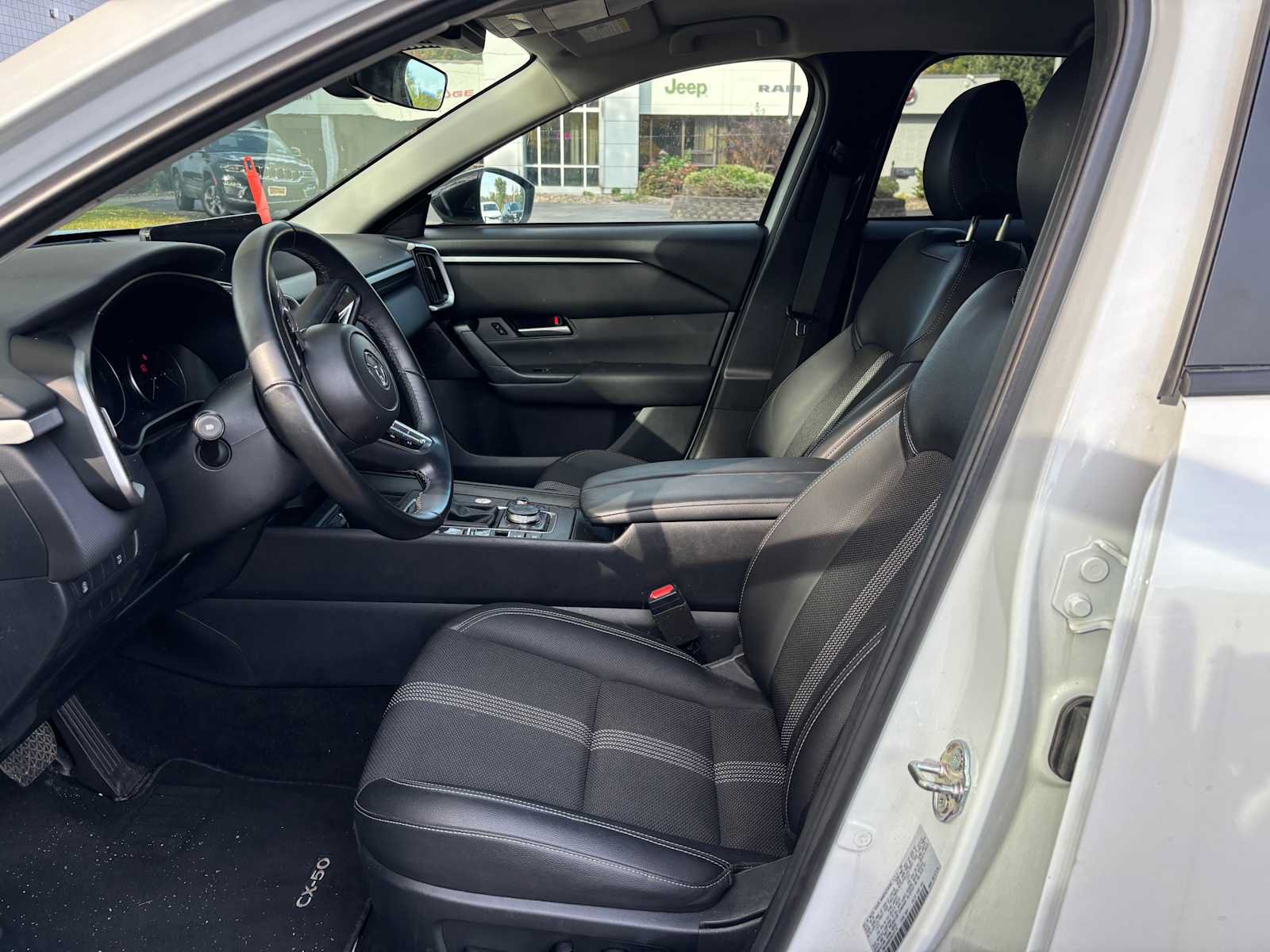 Used 2025 MAZDA CX-50 AWD 2.5 S w/ Preferred Package image 2