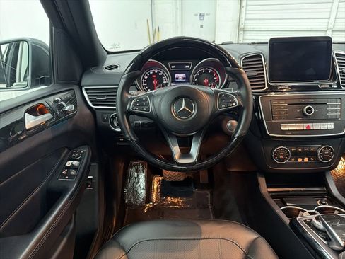 Used 2017 Mercedes-Benz GLS 450 4MATIC image 21