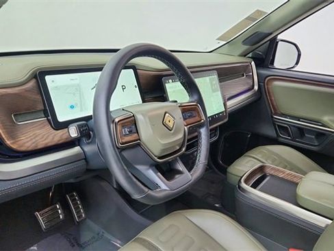Used 2023 Rivian R1T Adventure image 19