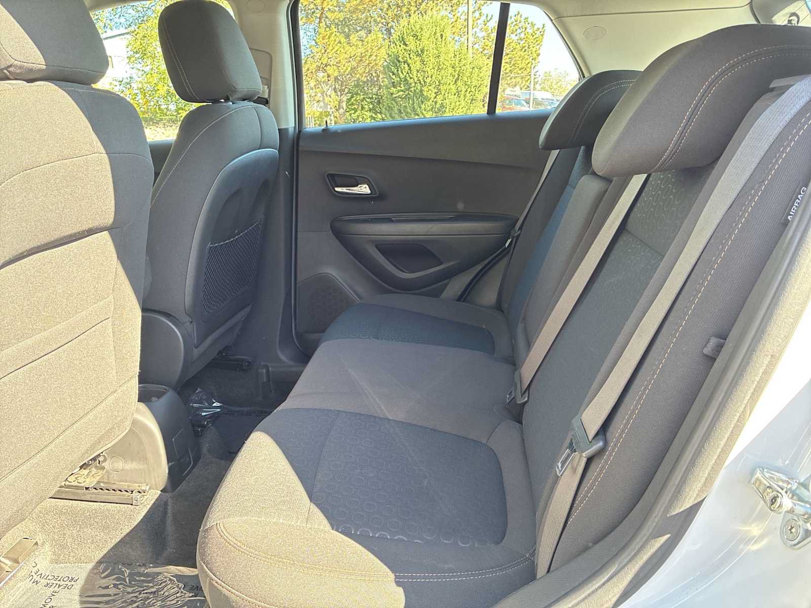 Used 2018 Chevrolet Trax LS AWD/4WD image 24