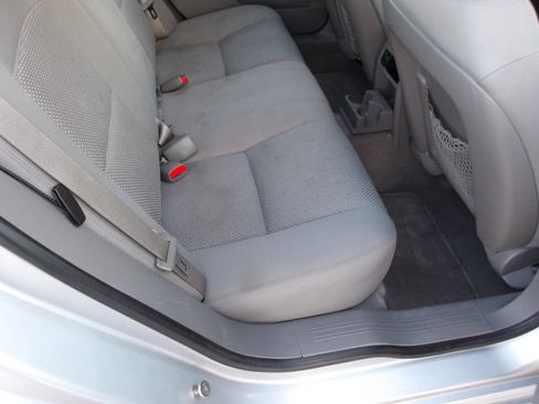 Used 2010 Chevrolet Malibu LS image 19