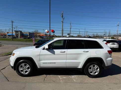 Used 2016 Jeep Grand Cherokee Laredo w/ Quick Order Package 23E image 7