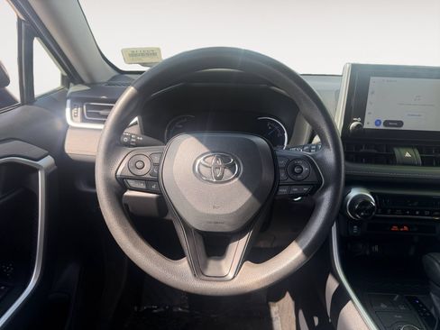 Certified 2025 Toyota RAV4 XLE AWD/4WD image 12