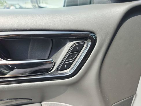 Used 2025 Dodge Durango R/T AWD/4WD image 42