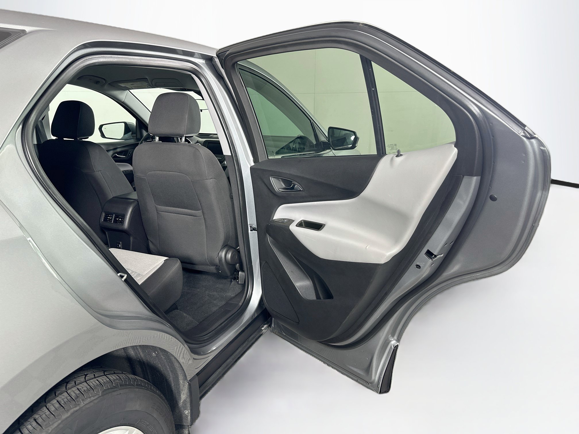 Used 2024 Chevrolet Equinox LT AWD/4WD image 29