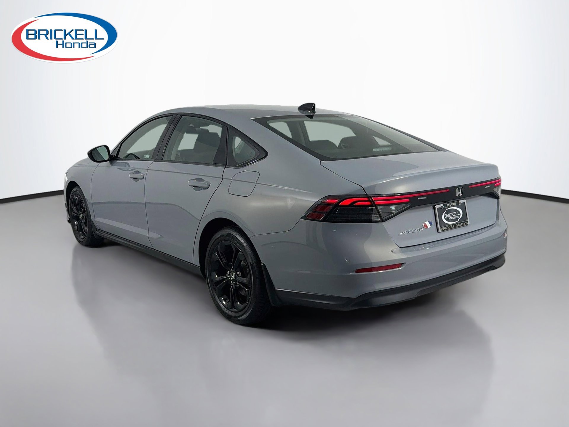 Used 2025 Honda Accord SE image 5