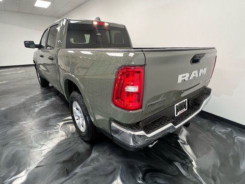 New 2026 RAM 1500 4x4 Crew Cab image 18