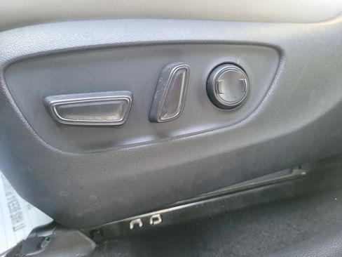 Used 2021 Toyota RAV4 XLE image 15