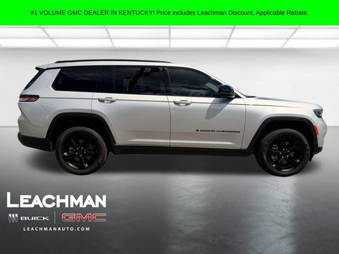Used 2024 Jeep Grand Cherokee L Limited w/ Luxury Tech Group II AWD/4WD image 2