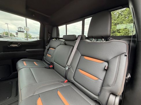 New 2026 GMC Sierra 1500 AT4 w/ AT4 Premium Package AWD/4WD image 24