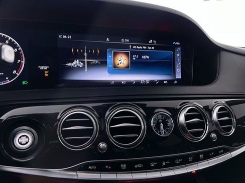 Used 2020 Mercedes-Benz S 450 Sedan image 16