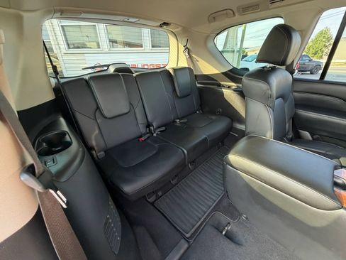 Used 2018 INFINITI QX80 4WD w/ Driver Assistance Package image 35