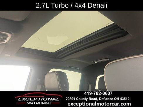 Used 2025 GMC Canyon Denali AWD/4WD image 45
