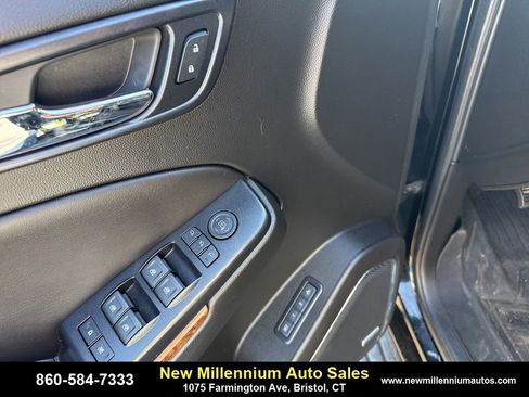Used 2018 Chevrolet Tahoe Premier image 14