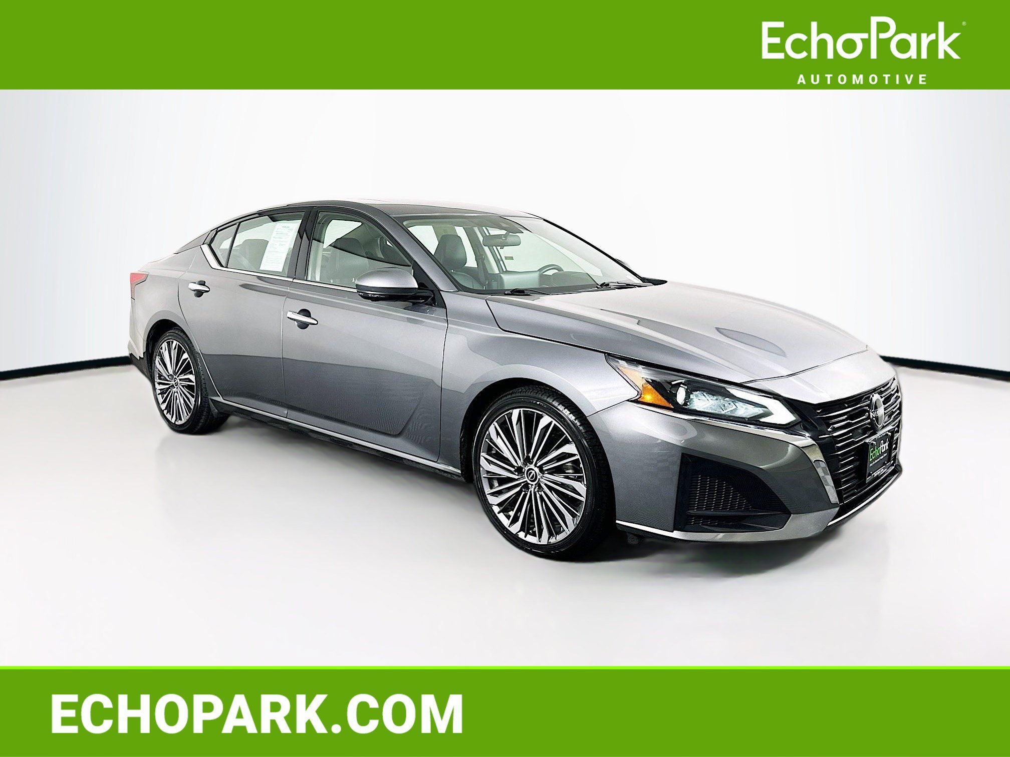 Used 2023 Nissan Altima 2.5 SL FWD image 1