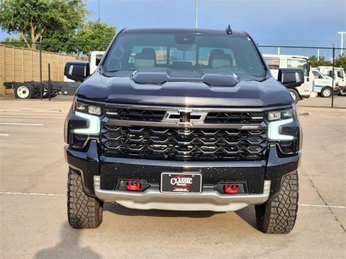 Used 2024 Chevrolet Silverado 1500 ZR2 w/ Technology Package AWD/4WD image 11