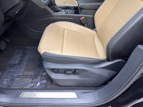 Used 2023 Volkswagen Atlas Cross Sport SE w/ Panoramic Sunroof Package FWD image 26