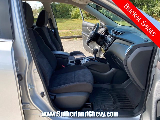 Used 2015 Nissan Rogue SV AWD/4WD image 17