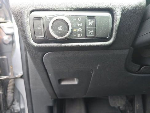 Used 2023 Ford Explorer XLT w/ XLT Sport Appearance Package image 11