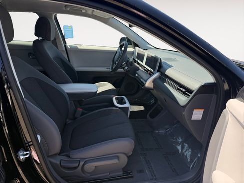 Certified 2024 Hyundai Ioniq 5 SEL RWD image 19