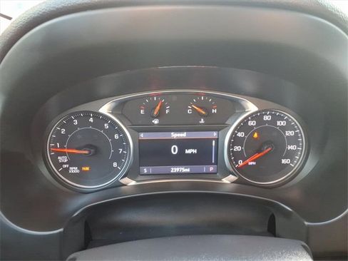 Used 2022 GMC Terrain SLT w/ Tech Package image 25