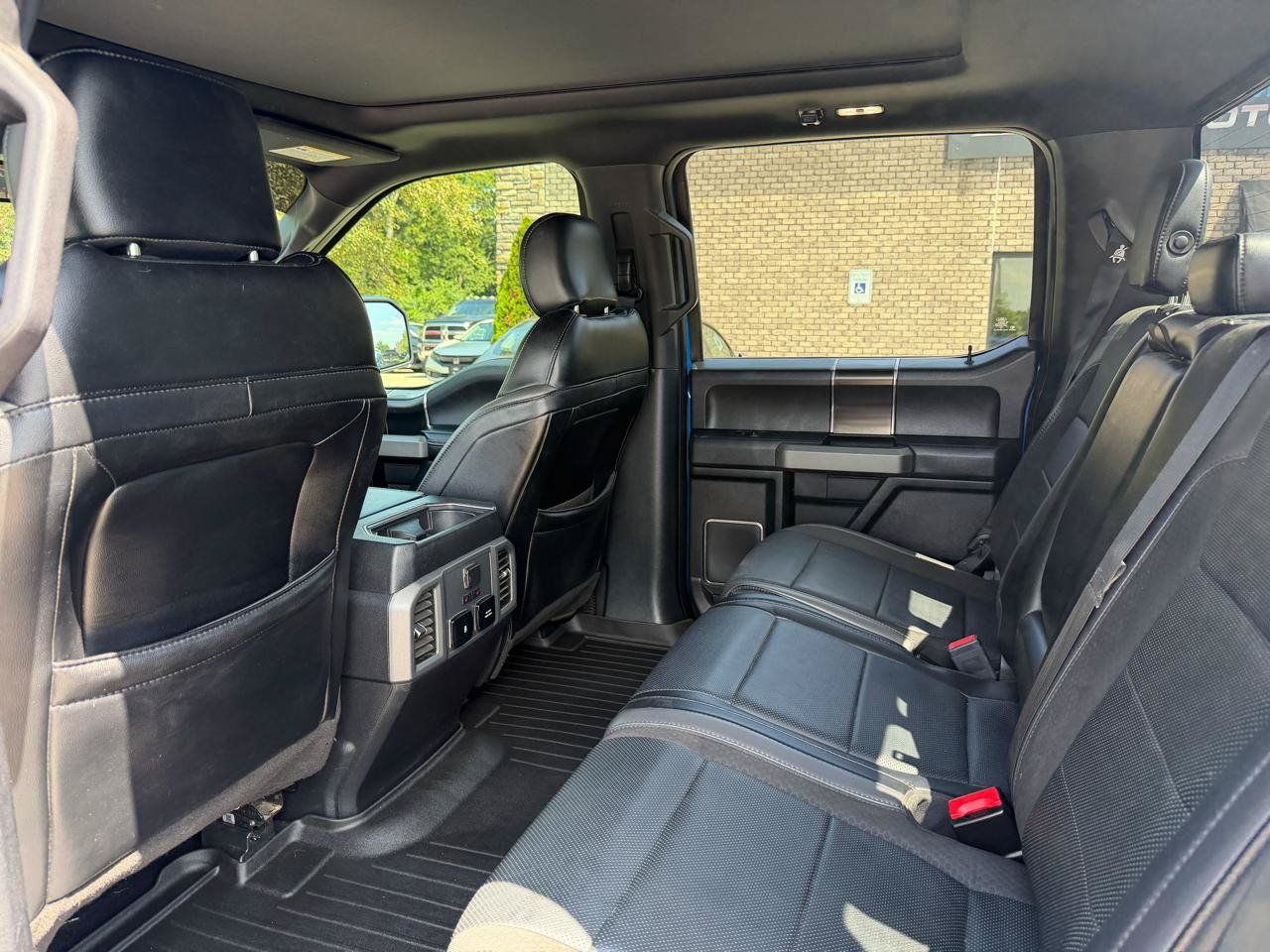 Used 2019 Ford F150 Raptor w/ Equipment Group 802A Luxury AWD/4WD image 16