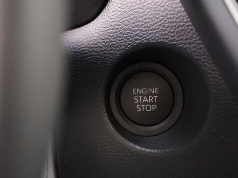 New 2026 Toyota Corolla Cross XLE image 18