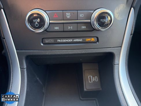 Used 2024 Ford Edge SEL image 19