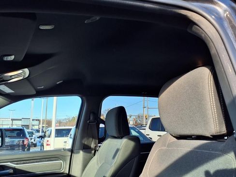 Used 2021 RAM 1500 Big Horn image 17