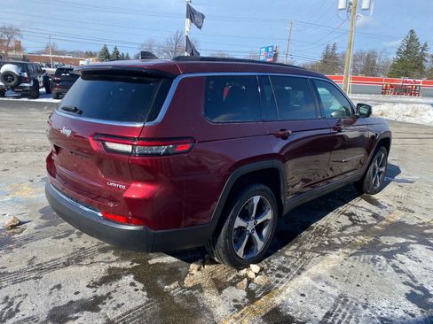 Used 2025 Jeep Grand Cherokee L Limited w/ Trailer Tow Package AWD/4WD image 27
