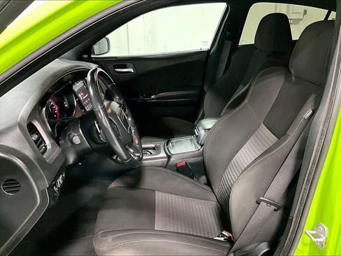 Used 2023 Dodge Charger R/T w/ Blacktop Package RWD image 32