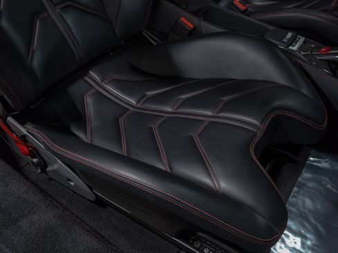 Used 2016 Ferrari 488 GTB RWD image 66