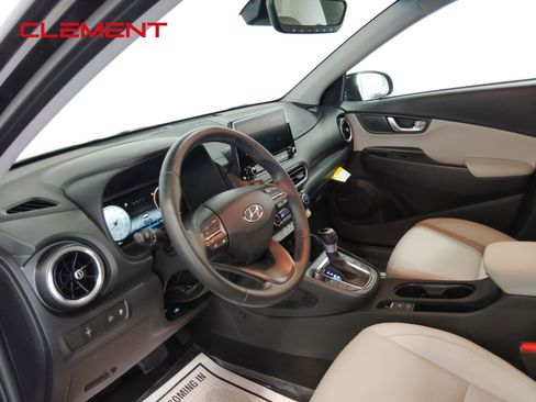 Used 2022 Hyundai Kona Limited image 32