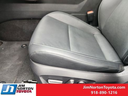 Used 2024 Toyota Prius Limited image 26