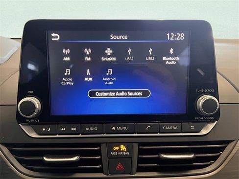 Used 2025 Nissan Altima 2.5 SV image 18