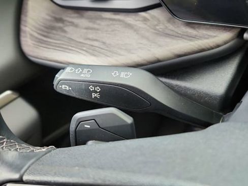 Used 2025 Audi Q5 Premium Plus w/ Premium Plus image 40