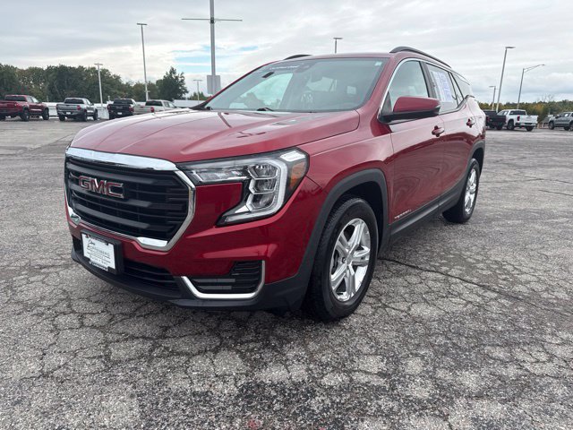 Certified 2022 GMC Terrain SLE w/ Driver Convenience Package FWD image 1