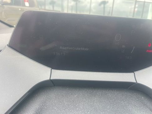 Used 2024 Toyota Prius LE FWD image 6