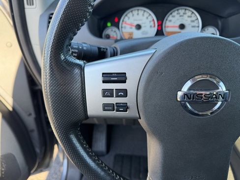 Used 2021 Nissan Frontier PRO-4X w/ Pro-4x Utility Package image 18